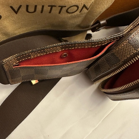 💯% Authentic Louis Vuitton Damier Ebene Geronimos Fanny Pack ✨ - Picture 10 of 14